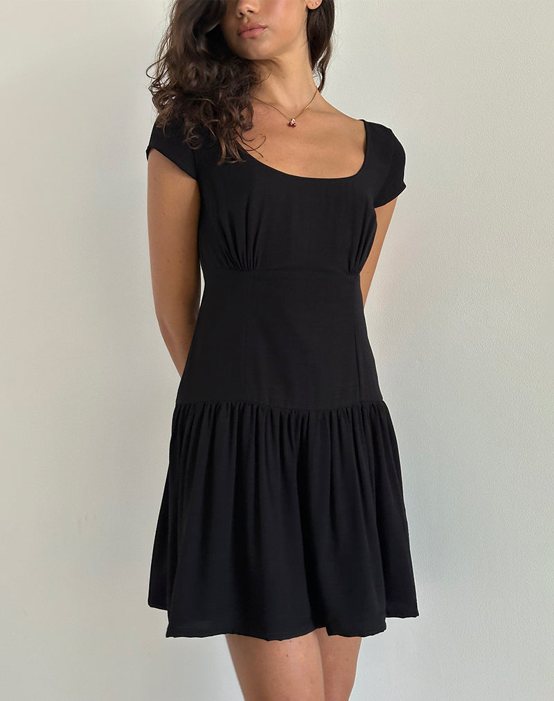 Robe courte Ohayo en noir