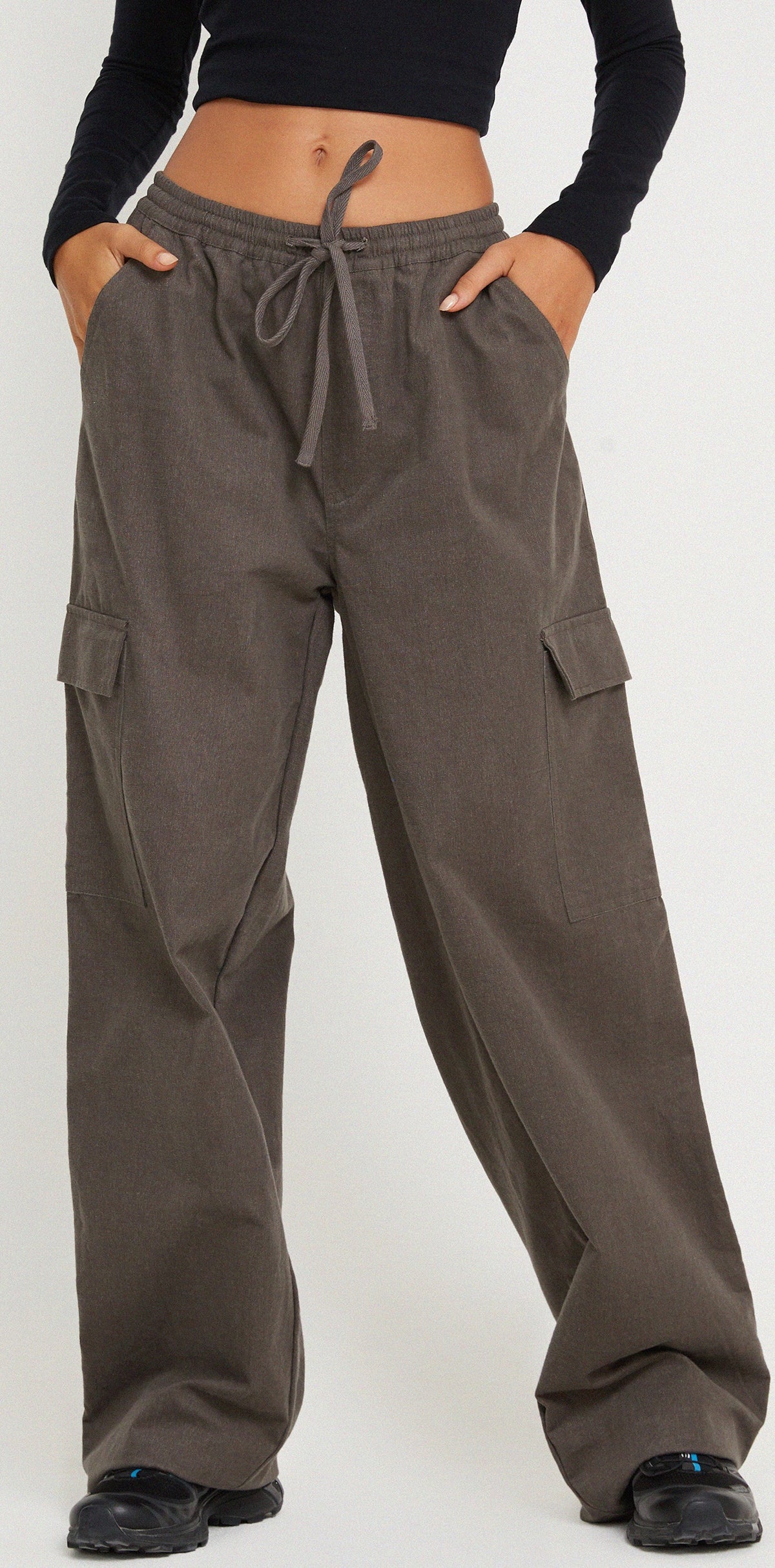 Dark Grey Wide Leg Cargo Trousers | Geona – motelrocks-com-eur