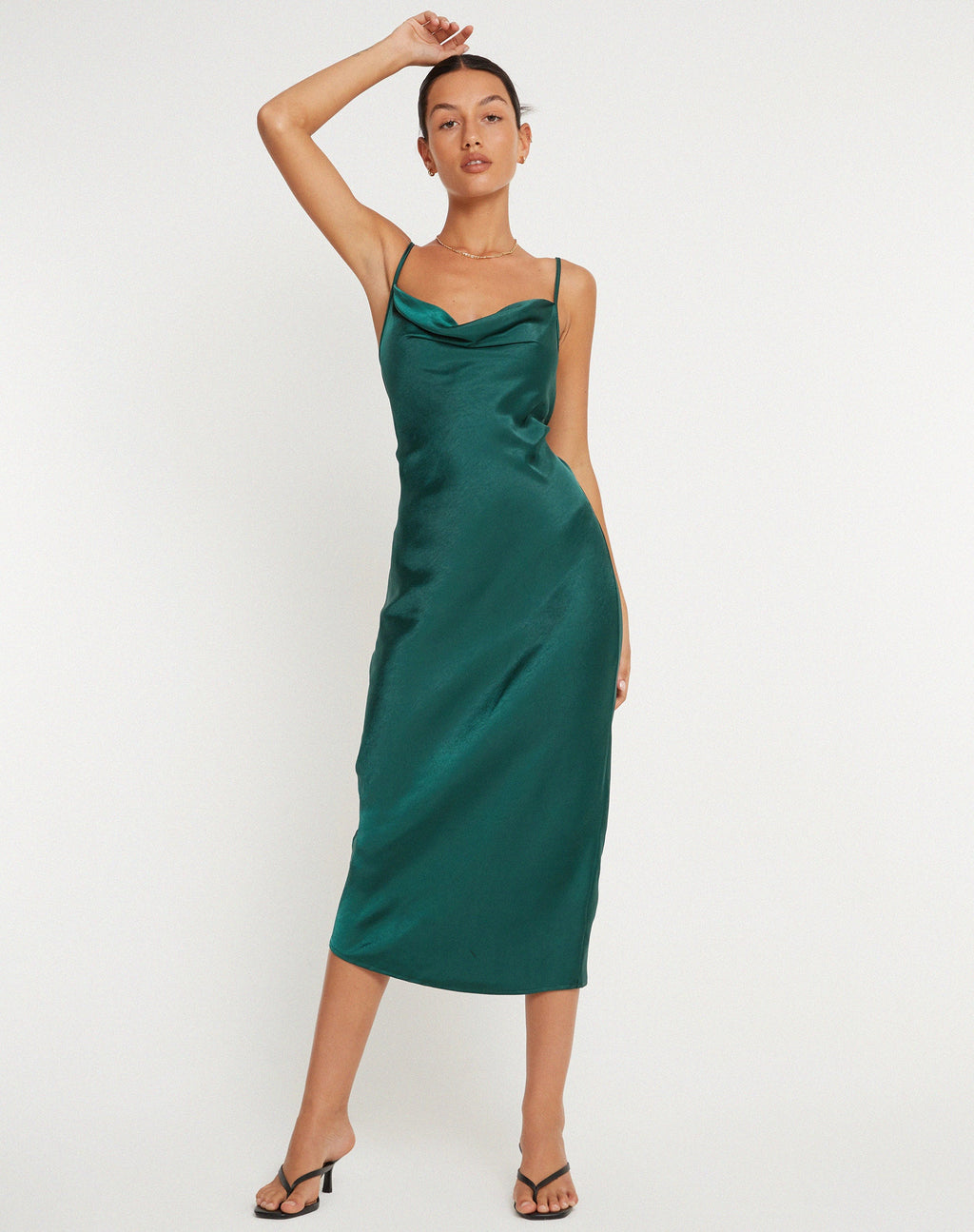 Robe mi-longue Palasha en satin vert forêt