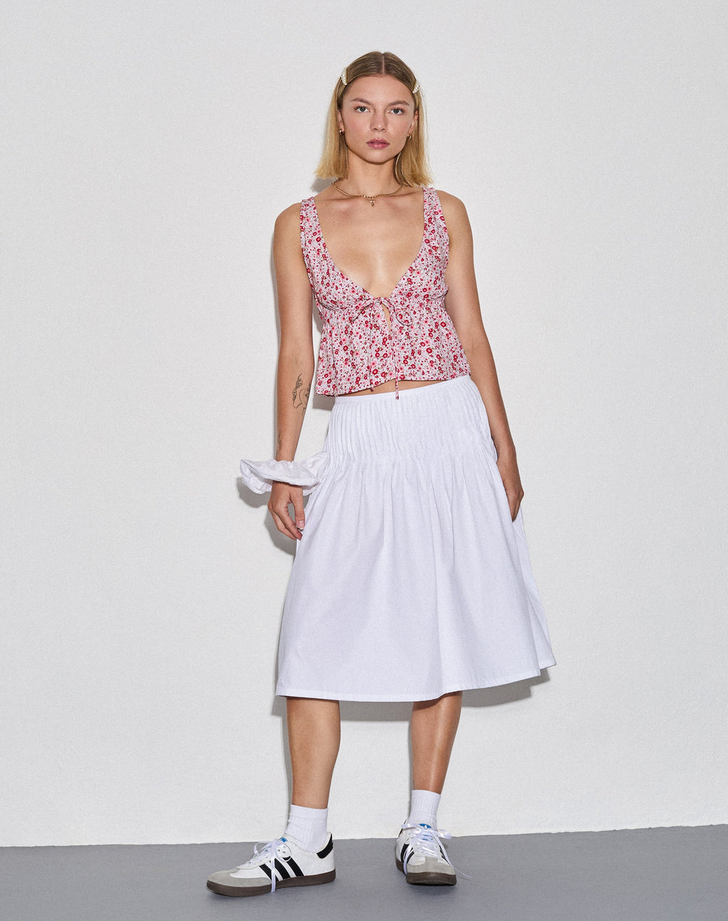 Asada Pleated Waist Midi Skirt in Poplin White