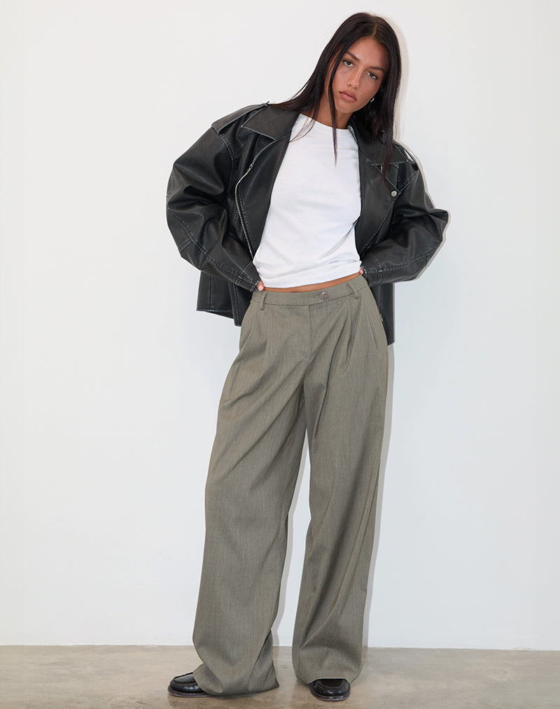 Pantalon tailleur Sakira en gris kaki