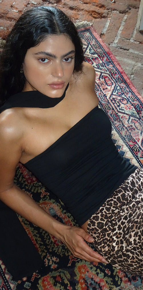 Image of Shaelo Bandeau Top in Black