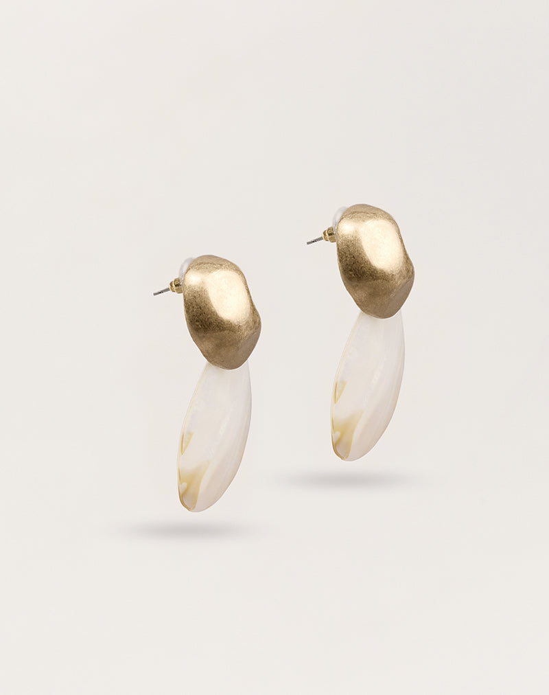 Photo des boucles d'oreilles « Shell Disc Drop »