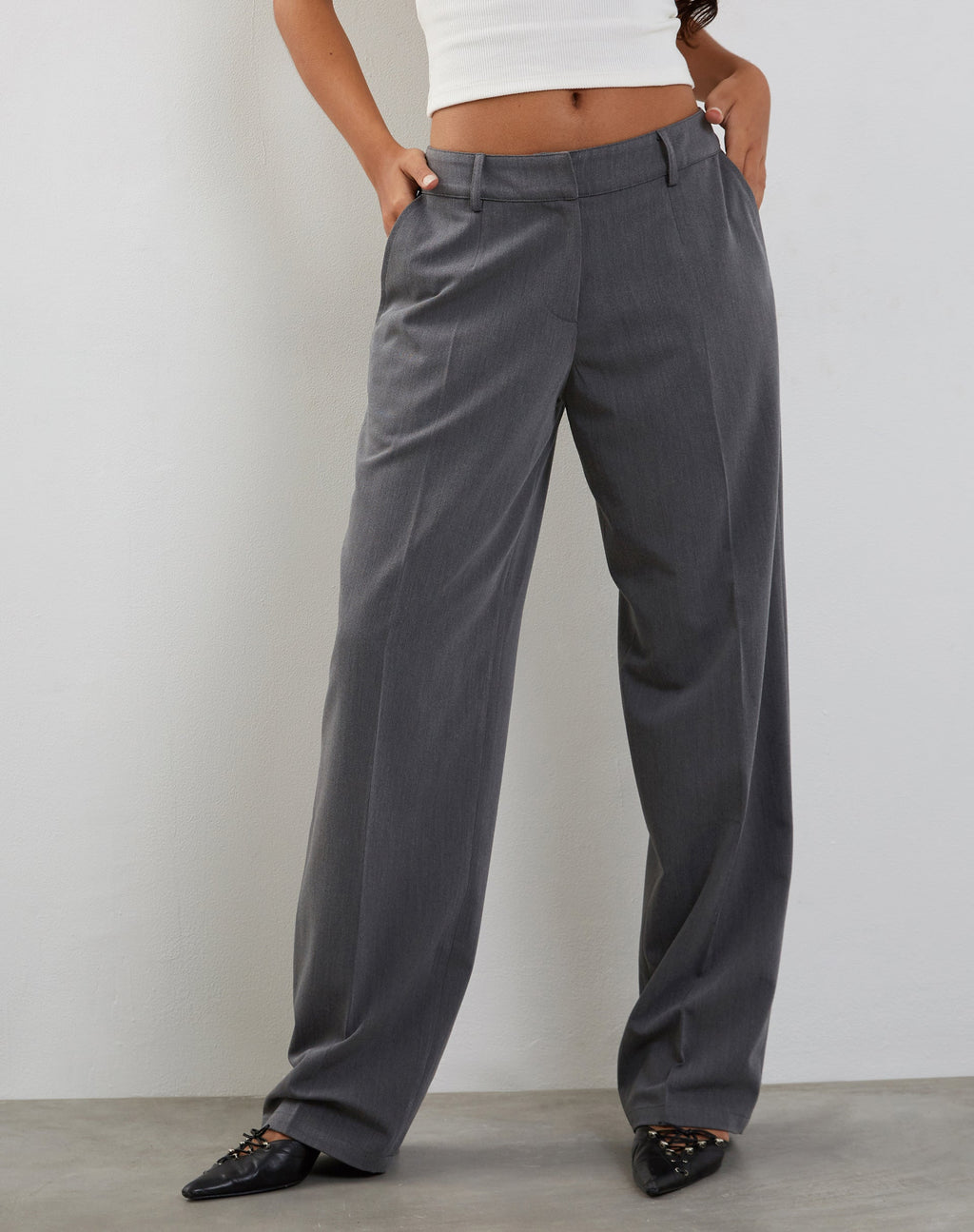 Sirkia Low Rise Tailored Trouser in Charcoal