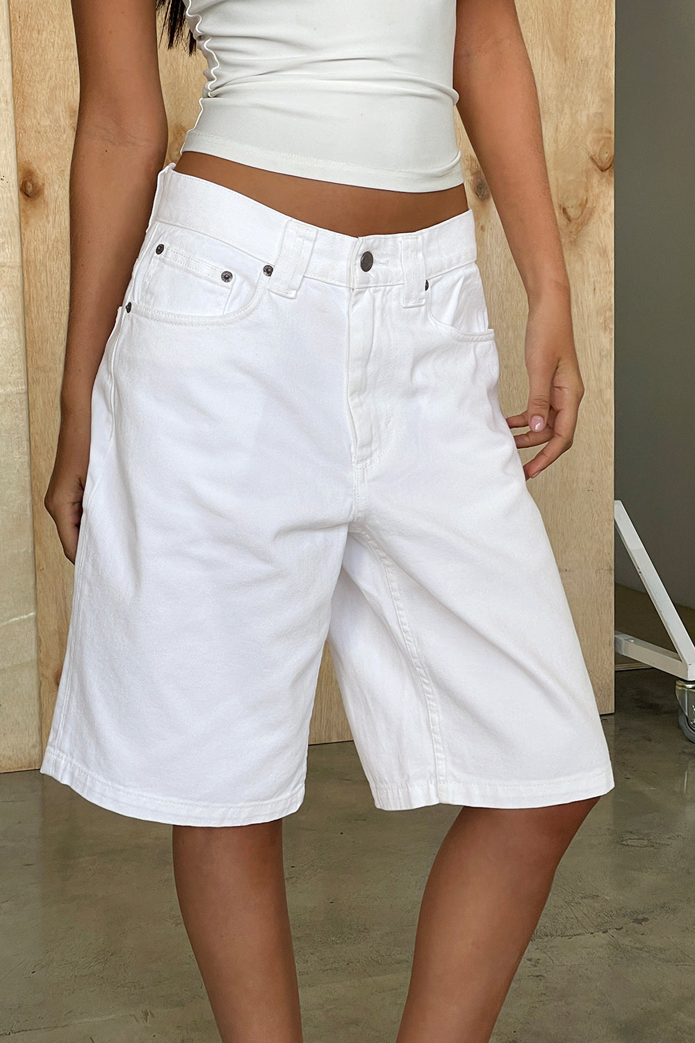 Image of Low Rise Denim Skater Shorts in True White