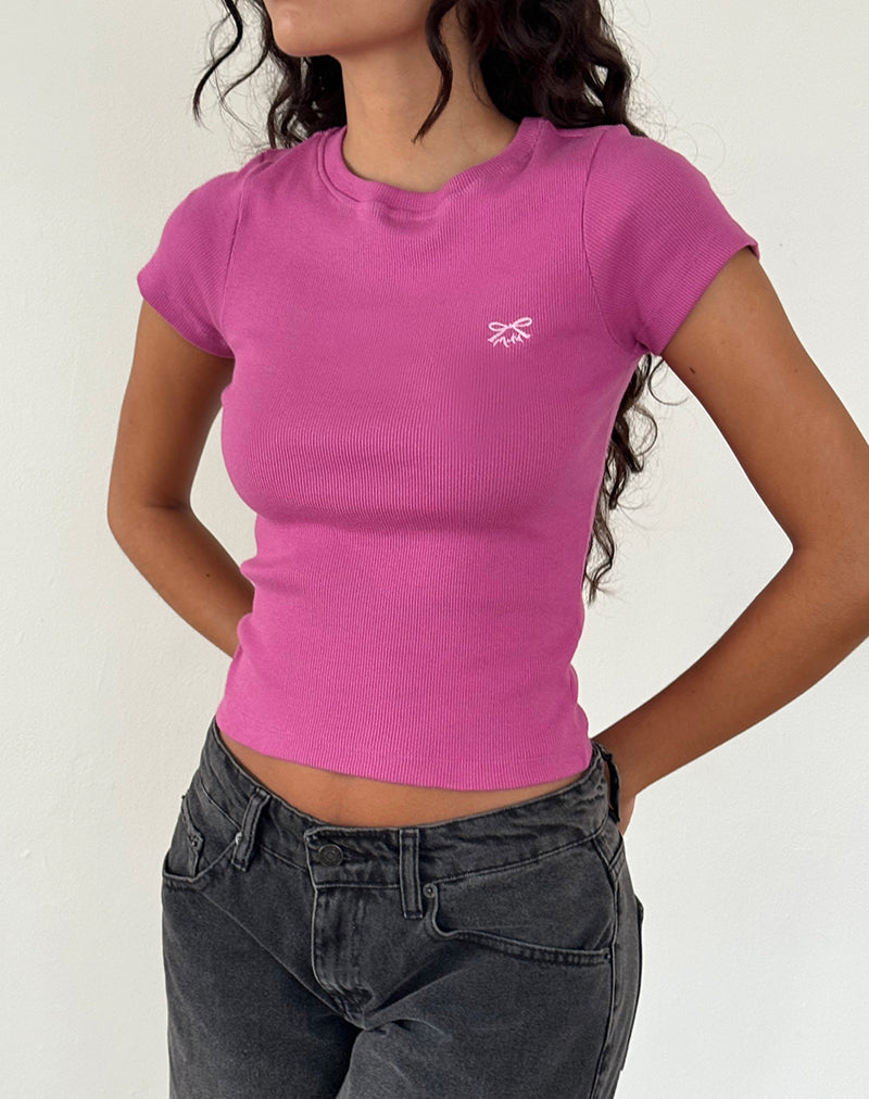 Suti Tee in Cashmere Pink with Light Pink Bow M Embroidery
