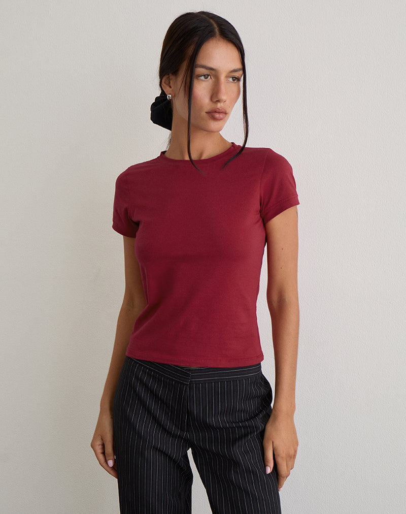 Sutin Tee in Adrenalinrot