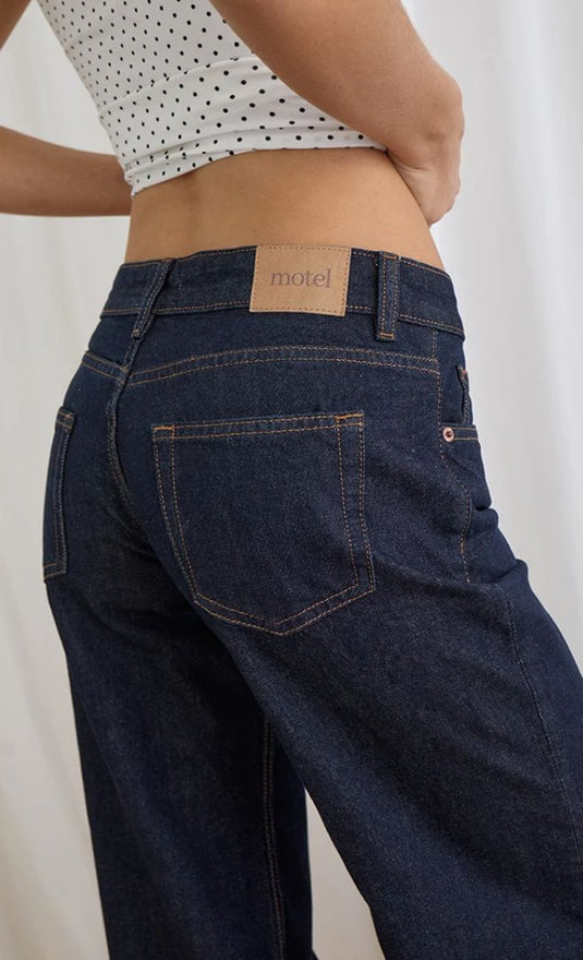 NOVITÀ! Pantaloni a zampa morbidi a vita bassa