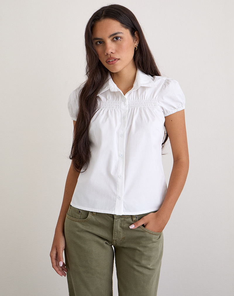 Ulsan Fitted Shirt in White