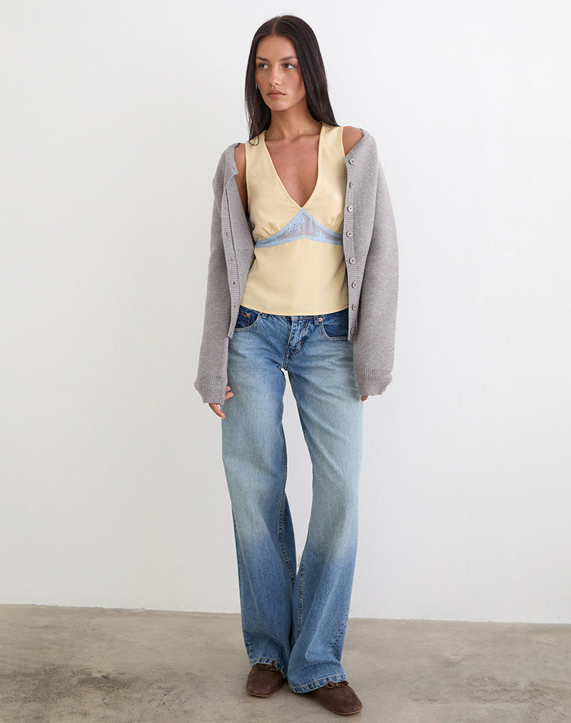 Imagen del top con encaje Valeska en satén limón.