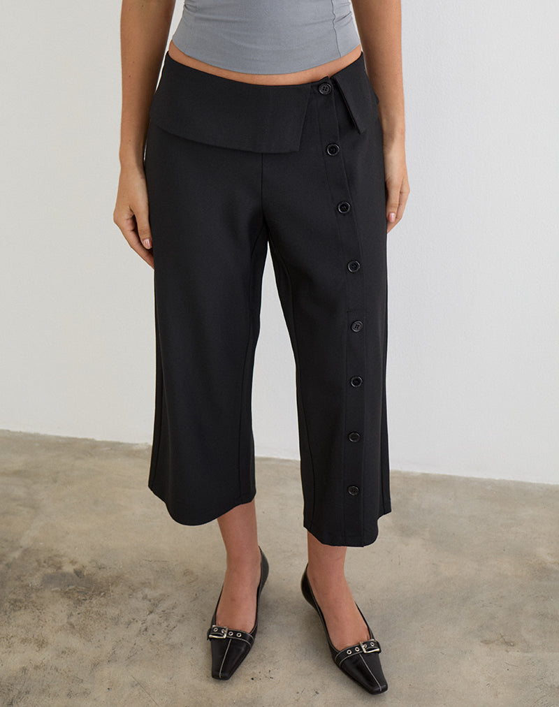 Wamari Capri Trouser in Tailoring Black