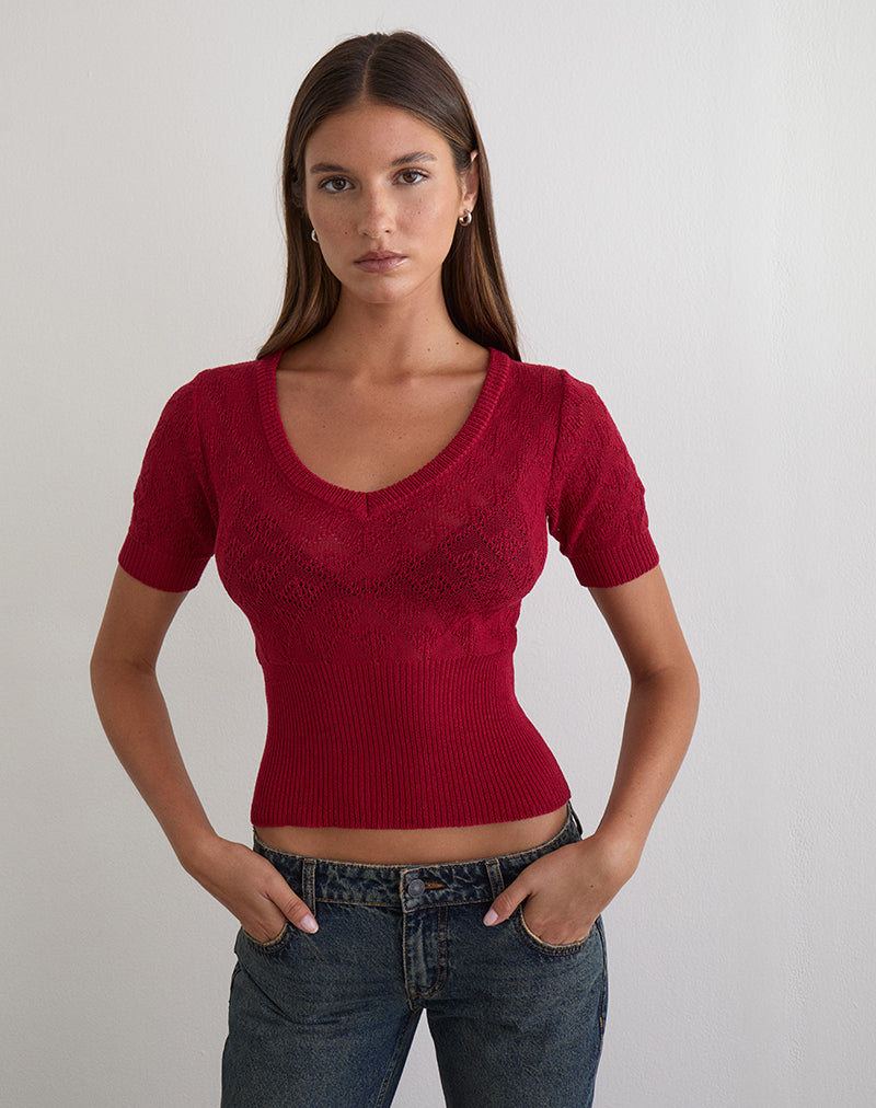 Yura Top aus Pointelle-Strick in Tiefrot