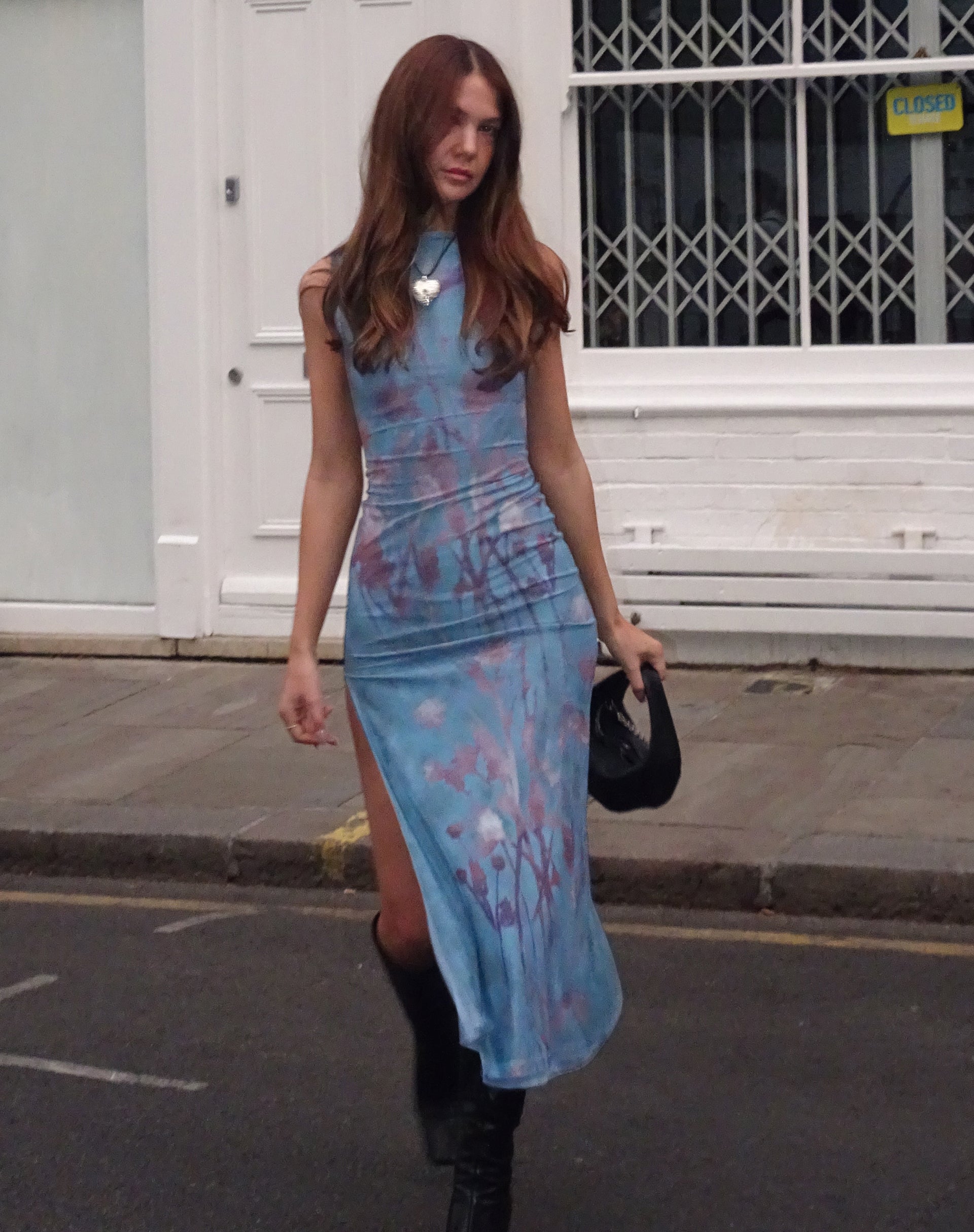 Blue Floral Pattern Crewneck Sleeveless Midi Dress