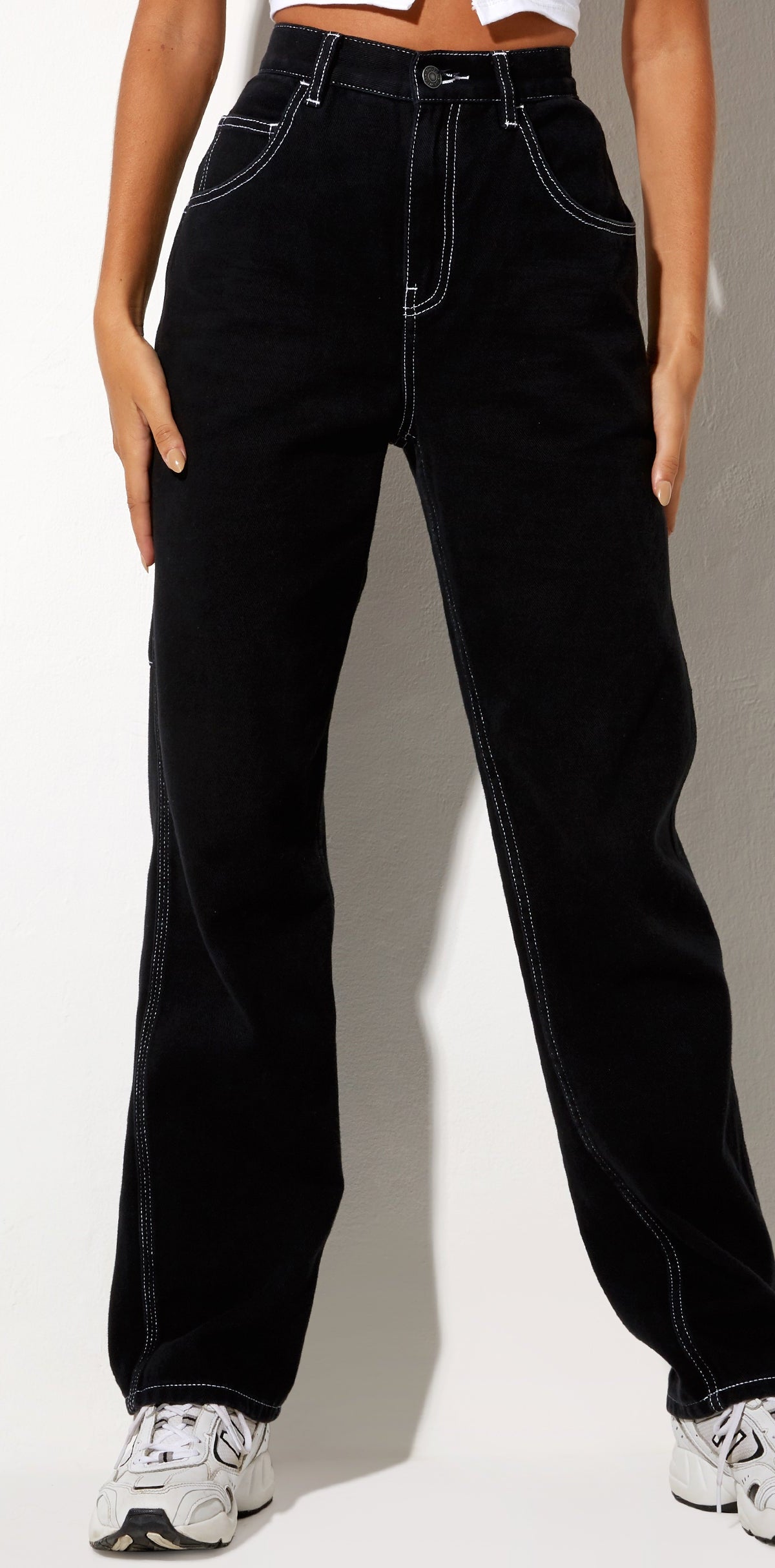 Wide Straight Leg Black Jean Carpenter