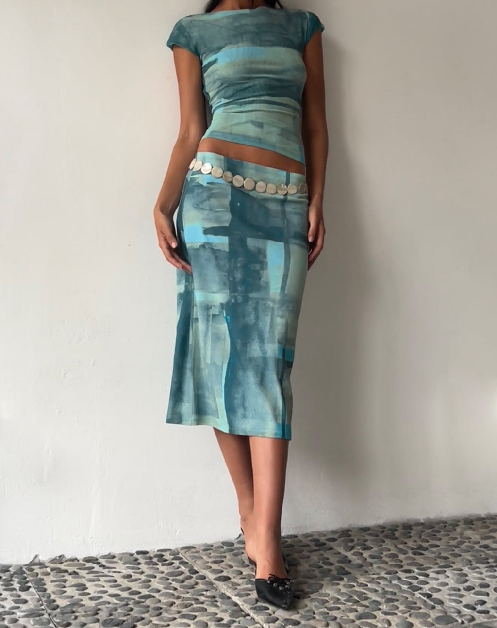 MOTEL X JACQUIE Gia Midi Skirt in Mesh Abstract Paint Brush Green