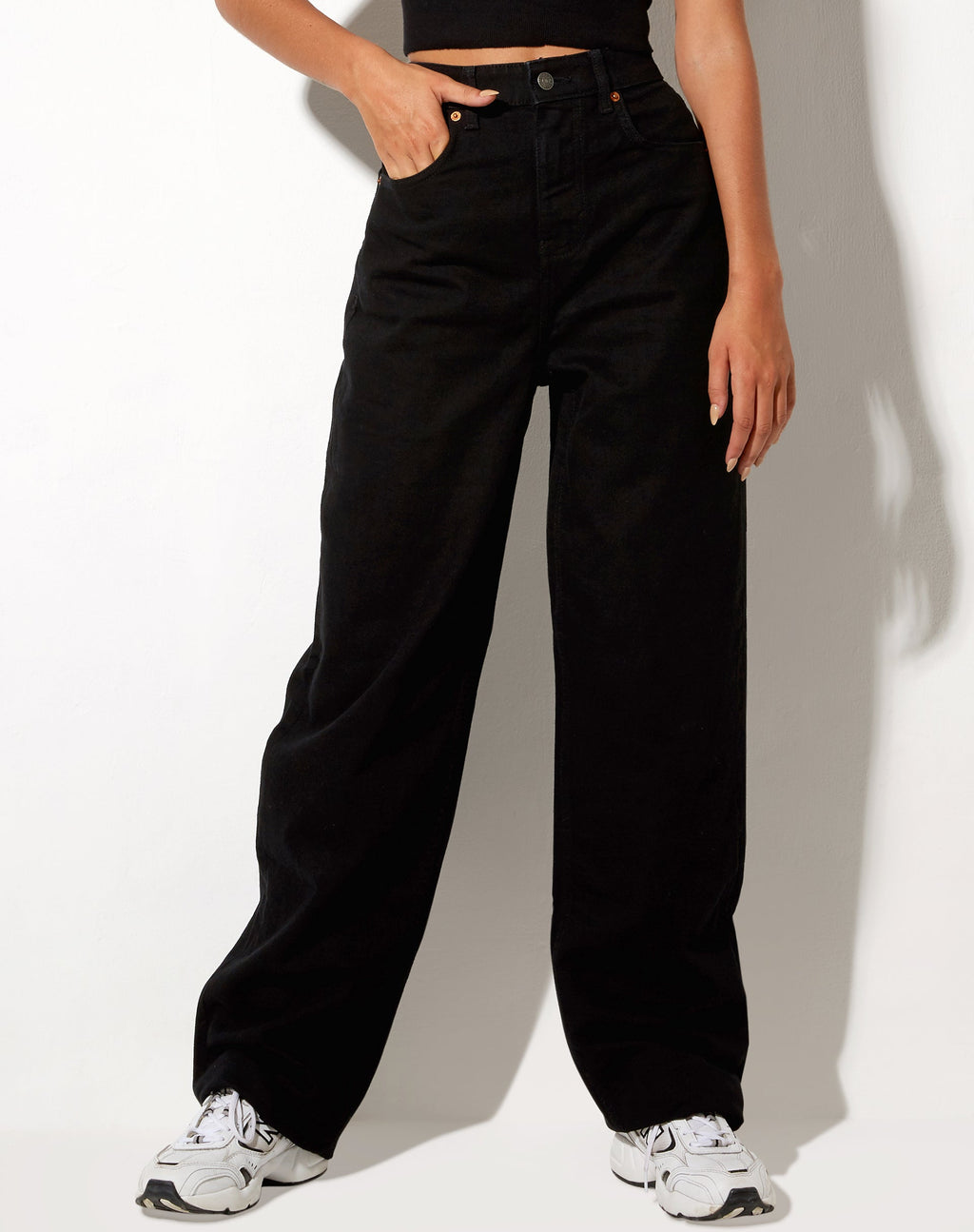 Parallel Jeans in Rinse Black Wash