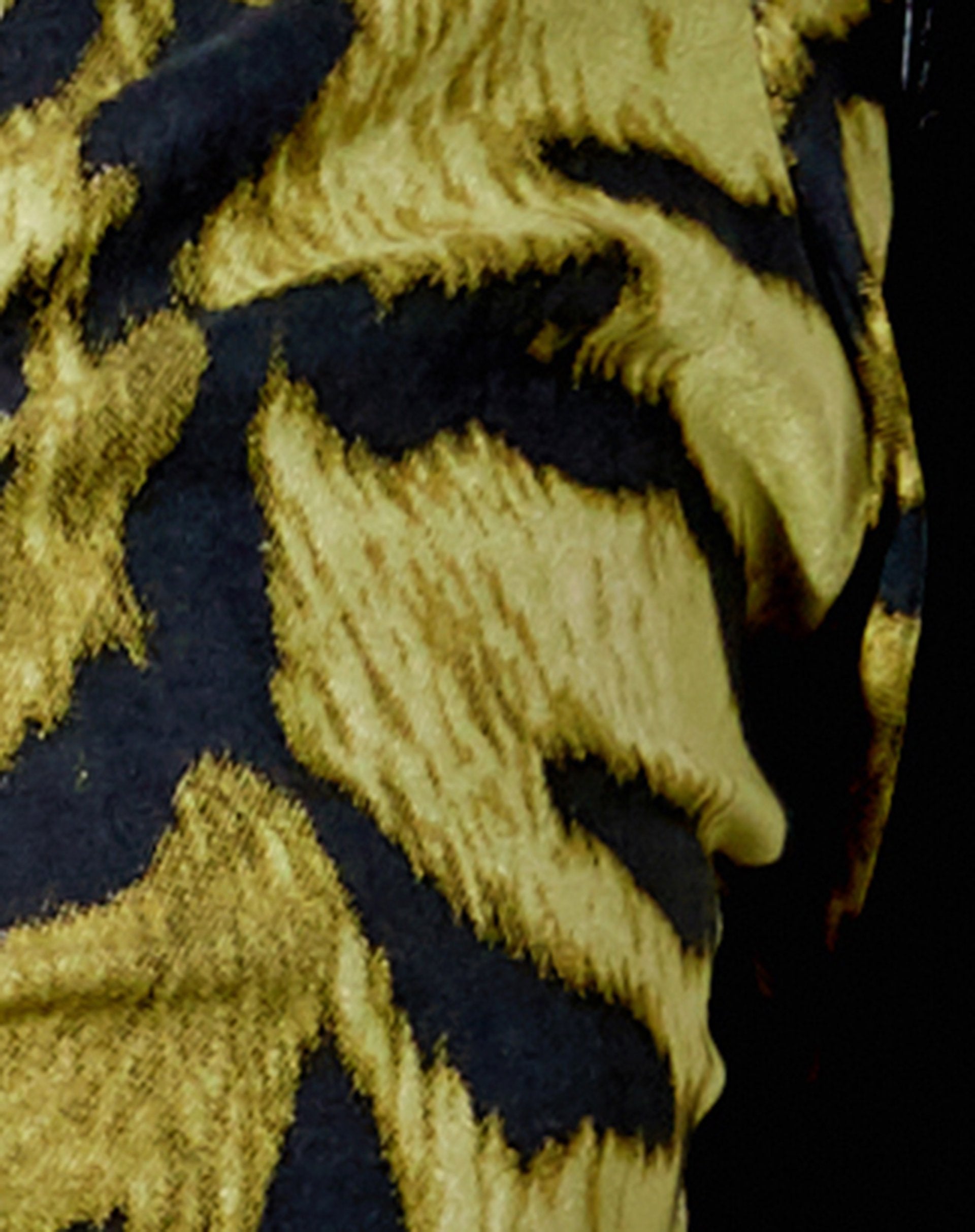 Image of Reilo Crop Top in Tiger Full Khaki