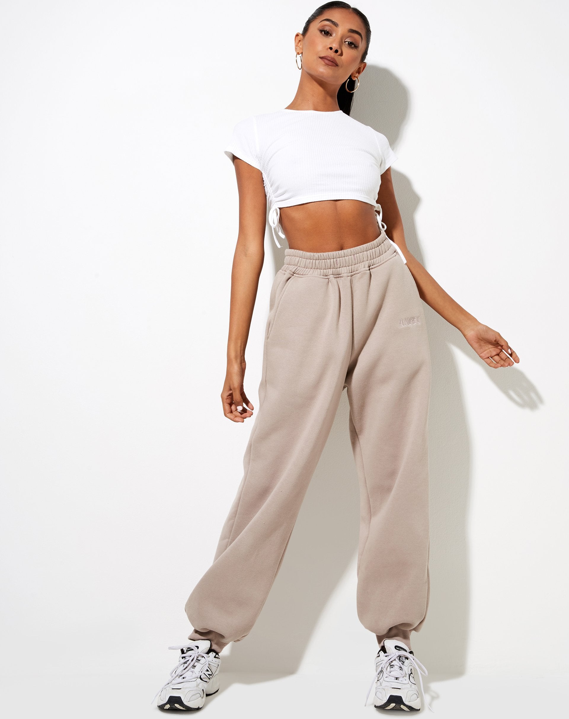 Missguided discount beige joggers