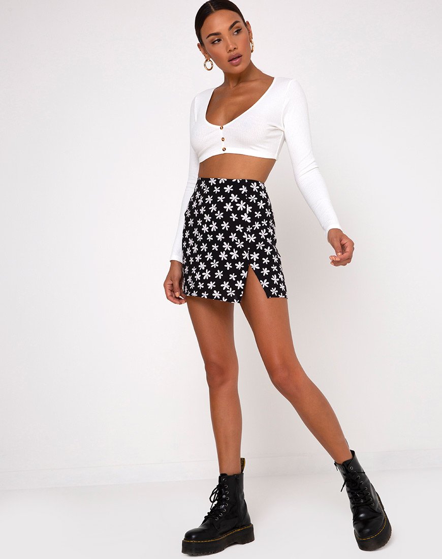 Black and white 90s skirt hotsell