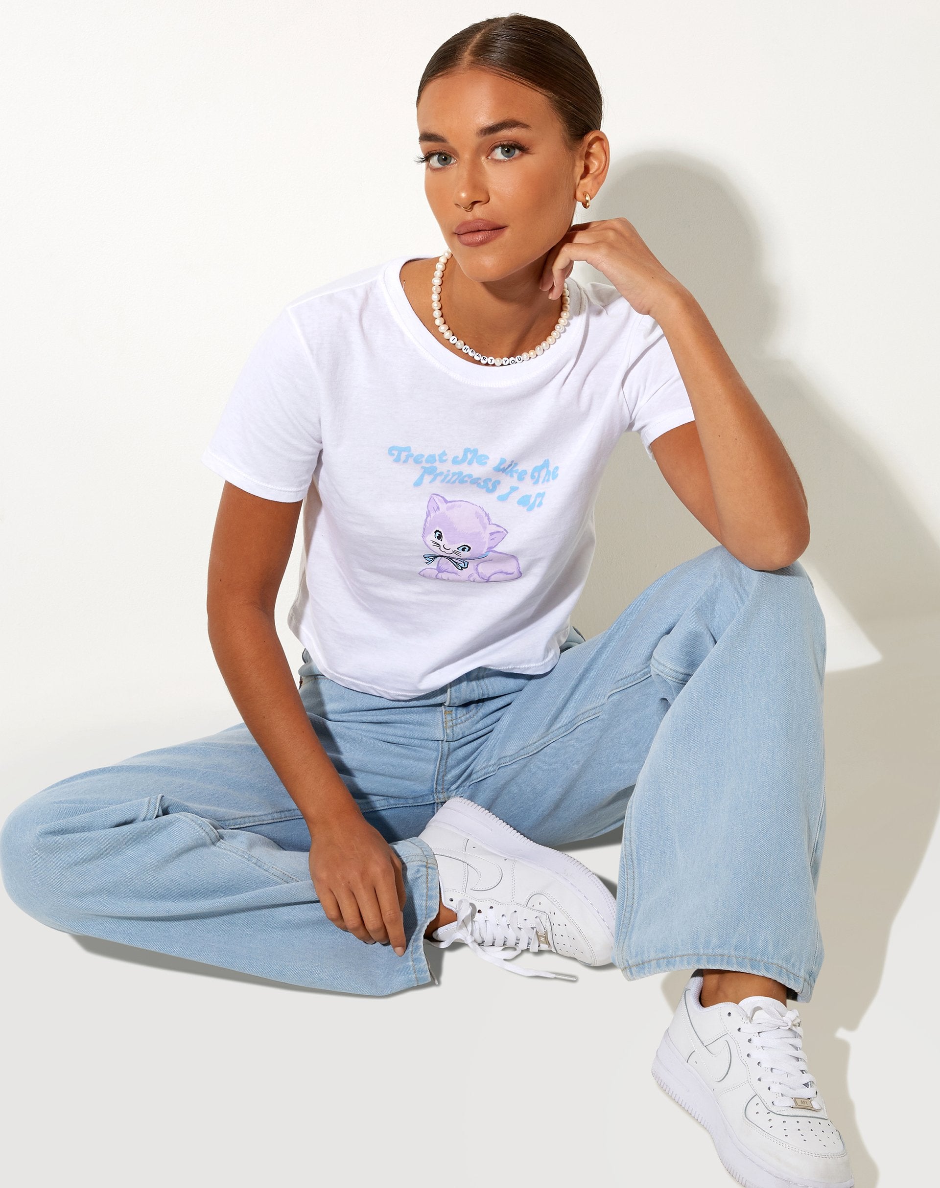 Image of Shrunk Tee in White Dreamy Kittens