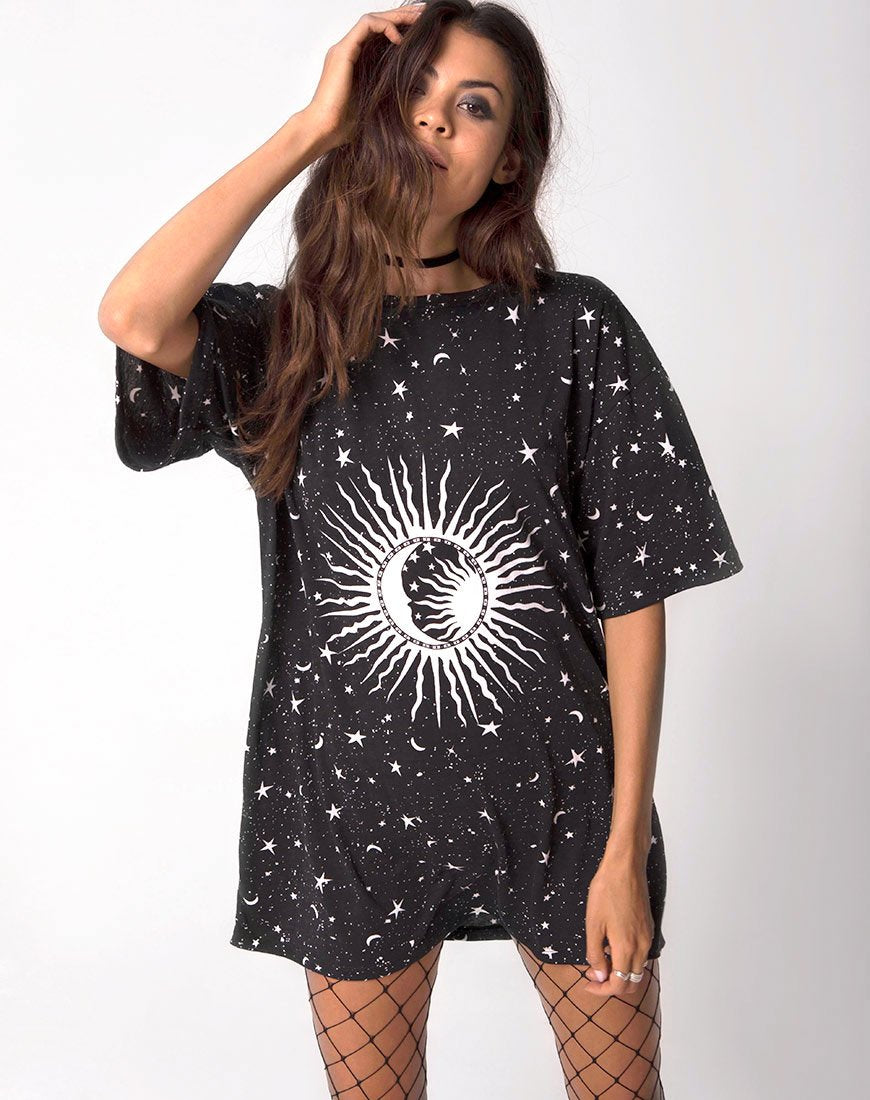 Sunny Kiss Oversized Tee in Black Cosmos