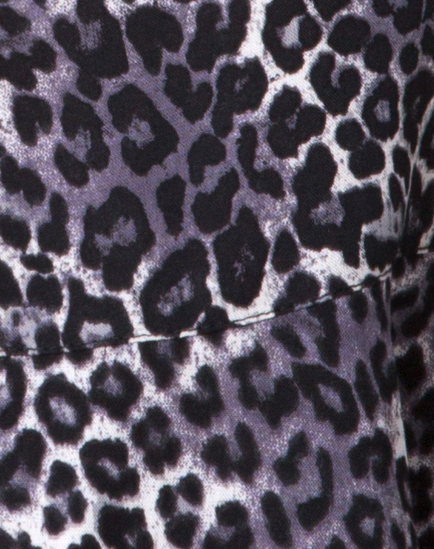 Image of Vinequa Top in Rar Leopard Grey