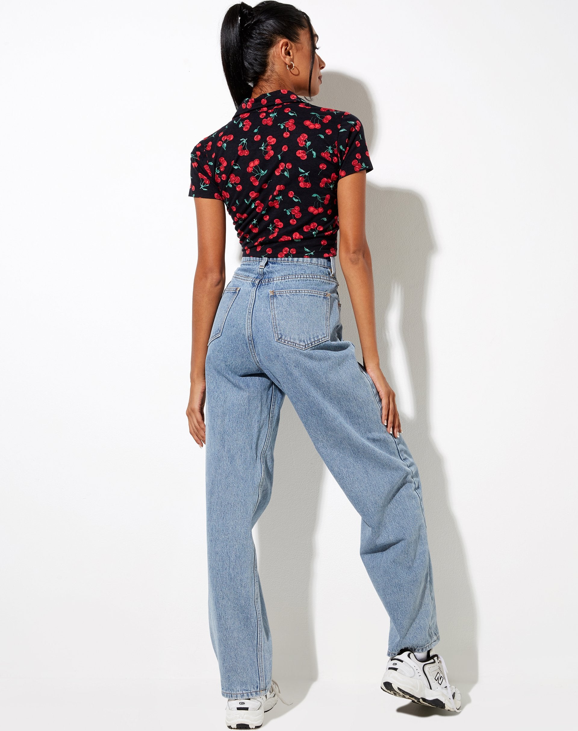 Image of Wuma Shirt in Cherries Black