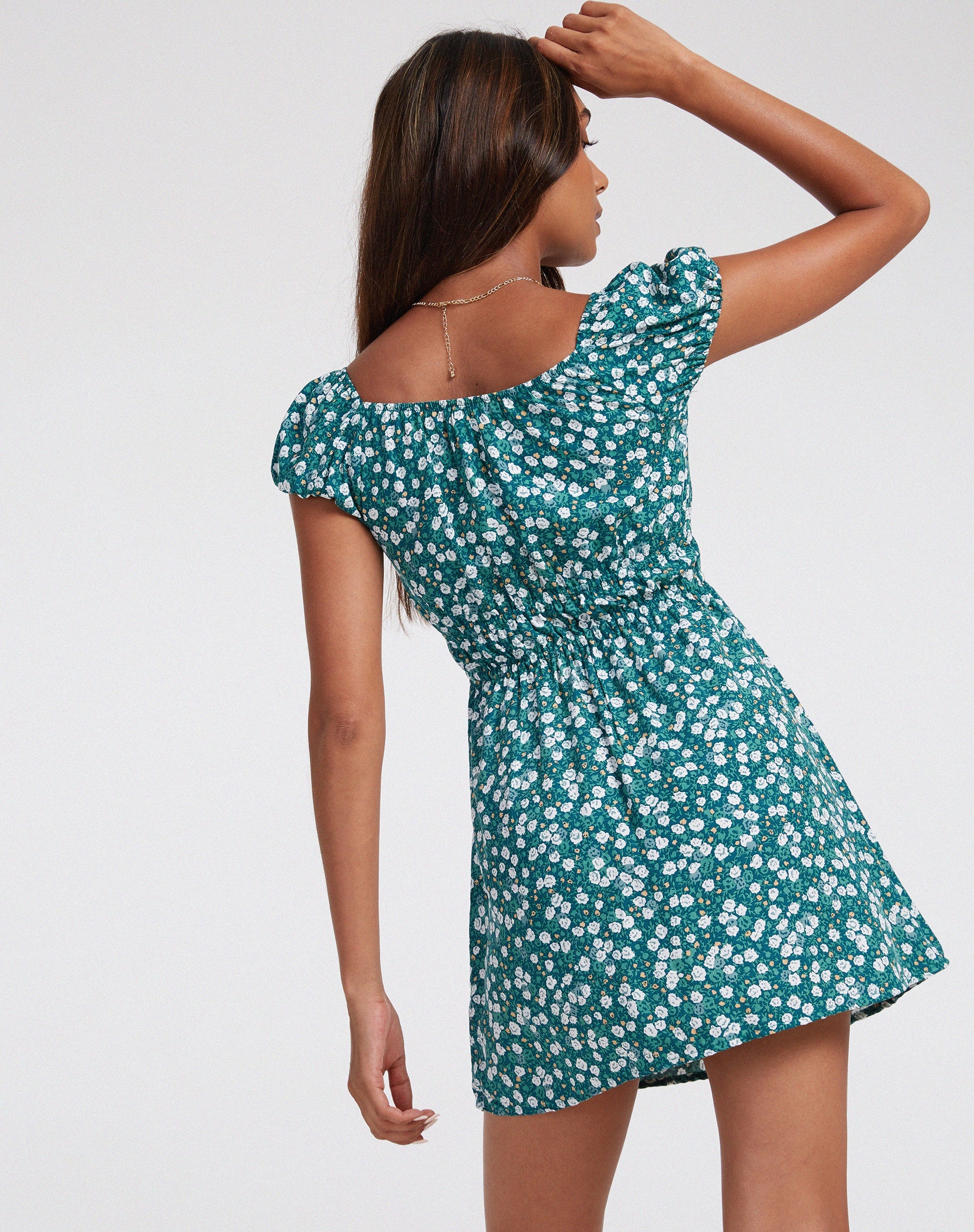 Short green clearance floral dress